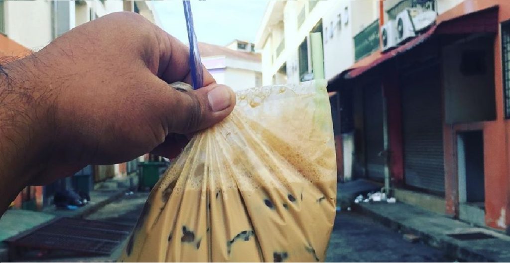 air plastik bungkus ikat tepi